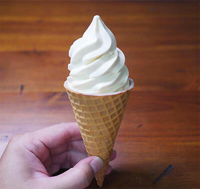 セブン、ファミマ、ローソンでハイスペソフトクリーム頂上決戦　 牧場の風を感じたのは…!?の画像7