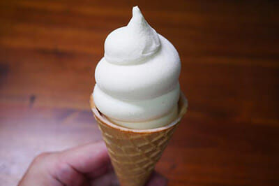 セブン、ファミマ、ローソンでハイスペソフトクリーム頂上決戦　 牧場の風を感じたのは…!?の画像4