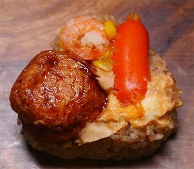 セブン-イレブン＆ニューデイズ、SNSがザワつく超デカ盛りエンタメおにぎり9選の画像26