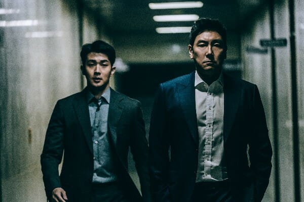 佐々木譲の大河小説が韓流映画に！　悪と善との境界に立つ『警官の血』の画像1