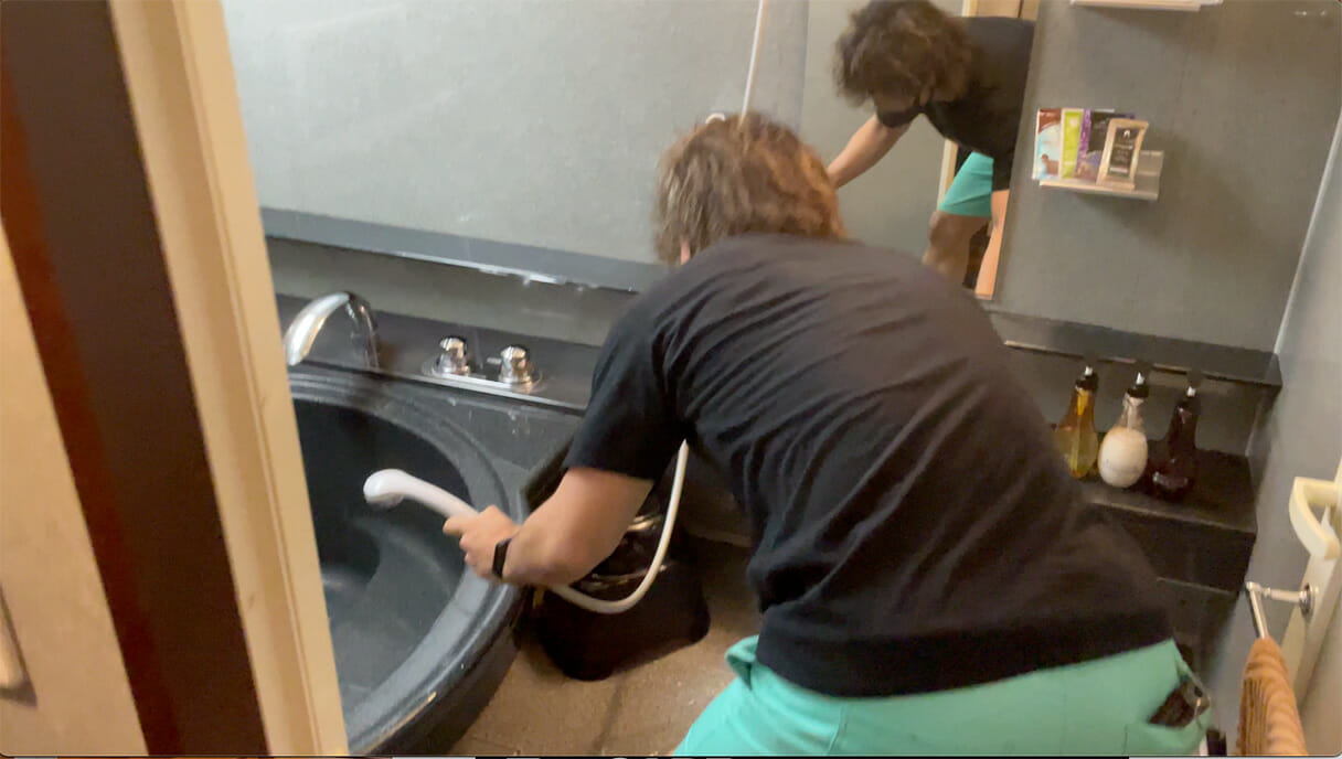 [入稿済み・縦型写真まだ]サウナ施設だけがサウナじゃない！ プロレスラーがレジャーホテルでととのいの新境地への画像5