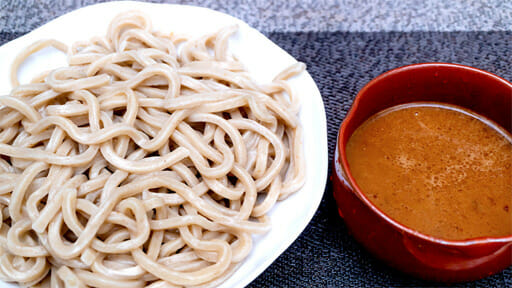 セブンイレブンで「飯田商店」と「とみ田」が冷凍麺に! 500円の価格も強気な商品の味はいかにの画像9