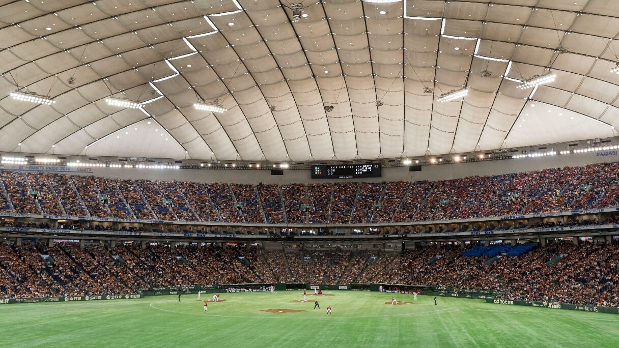 広島、阪神との首位争い激化も…心配な「8月は21試合屋外球場開催」の過酷さの画像