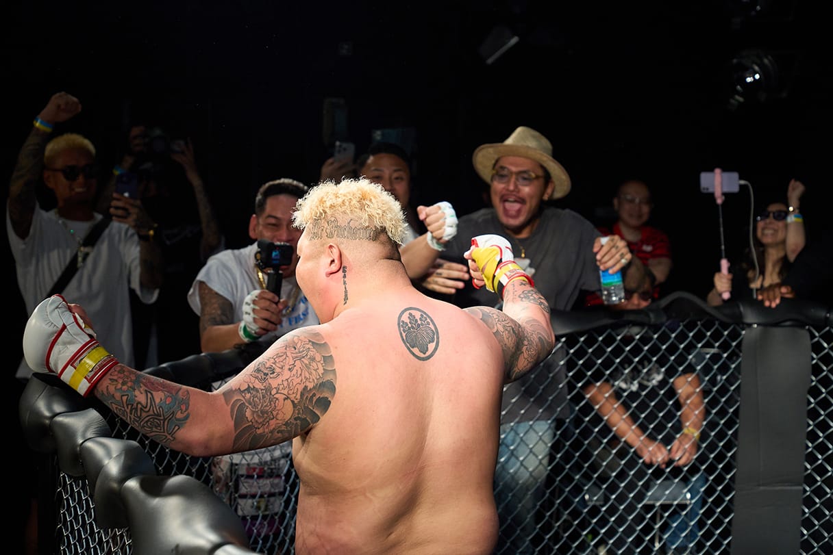 激突!地下格団体抗争戦―血しぶきと気炎に染まった喧嘩バトルの全貌の画像20